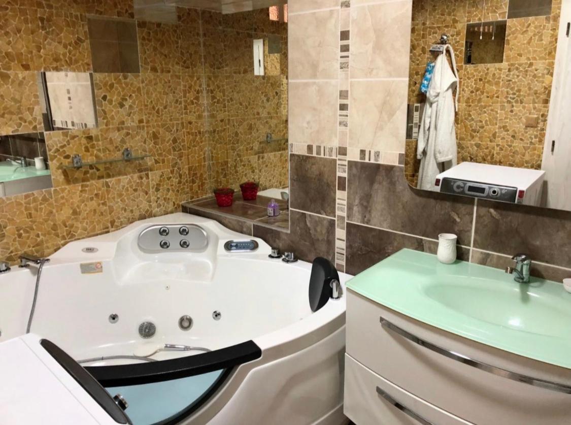Bella Casa Apartments Făgăraş Esterno foto